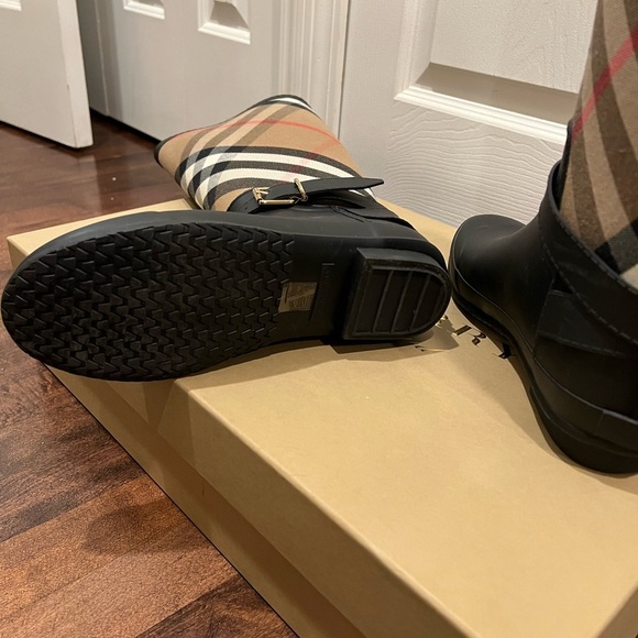 COPY - Simeon Vintage Check Moto Rain Boots - Picture 6 of 8